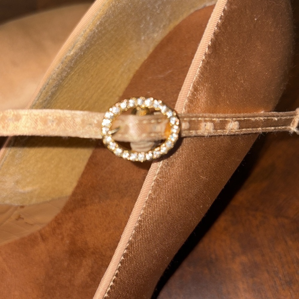 Ballroom dance shoes  satin  light Peach/rose gold  rhinestone buckle
Leather so - Picture 4 of 16